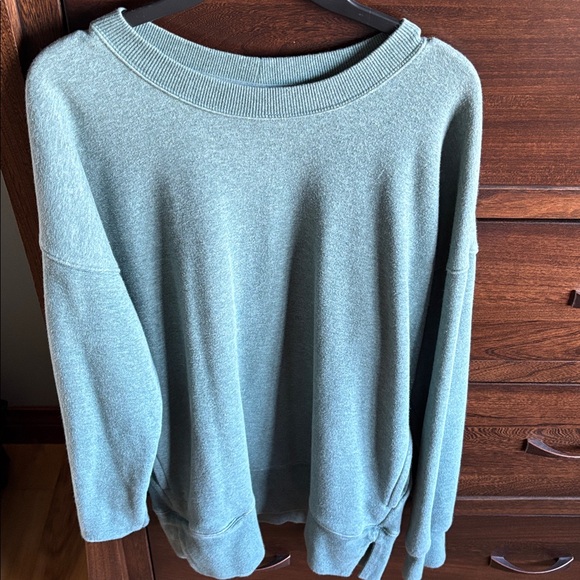 Green Sweater - Picture 3 of 7